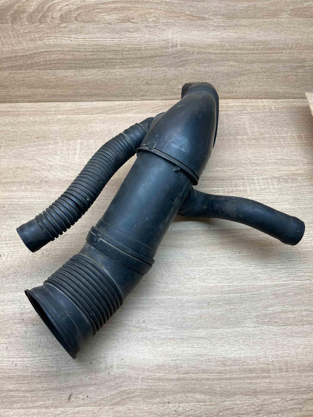 7786221 4809077901  Air intake duct part BMW 5 E39