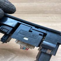 183574 777665 With Plug Wing mirror switch Toyota Yaris