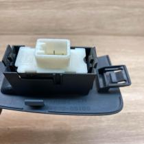74232 05160 8656  Electric window control switch Toyota Corolla E100