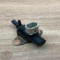 7700875012   Turbo solenoid valve Volvo S40, V40