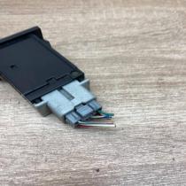 153261 153337 With Plug Windscreen/window heater switch Toyota Avensis T250