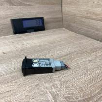 153261 153337 With Plug Windscreen/window heater switch Toyota Avensis T250