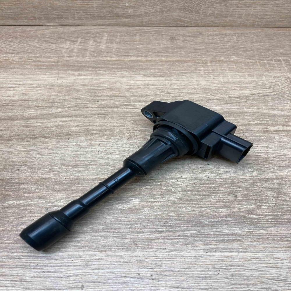 20525 19101814  High voltage ignition coil Nissan Micra