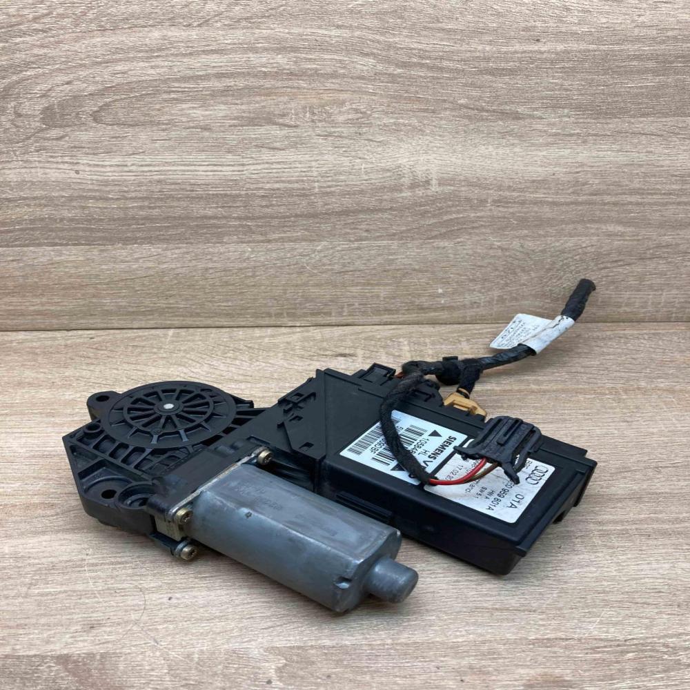 8E0959801A 8E0971687L With Plug Rear door window regulator motor Audi A4 S4 B6 8
