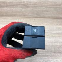 1S7T 18C621 AA  With Plug Windscreen/window heater switch Ford Mondeo Mk III