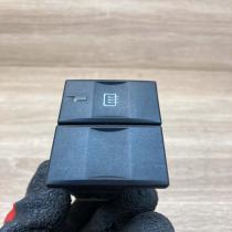1S7T 18C621 AA  With Plug Windscreen/window heater switch Ford Mondeo Mk III