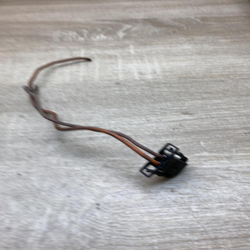6931436 10688710  Plug wire BMW 3 E90 E91