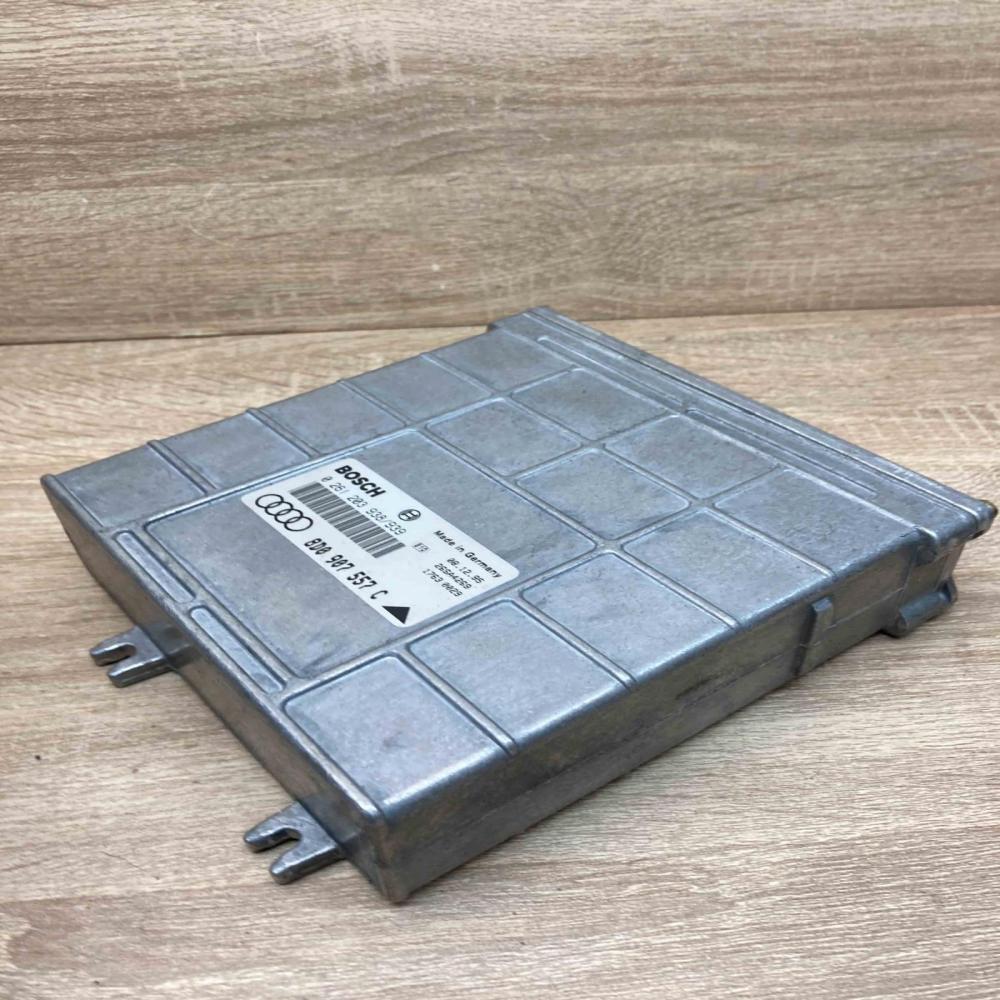 8D0907557C 0261203938  Engine control unit/module ECU Audi A4 S4 B5 8D