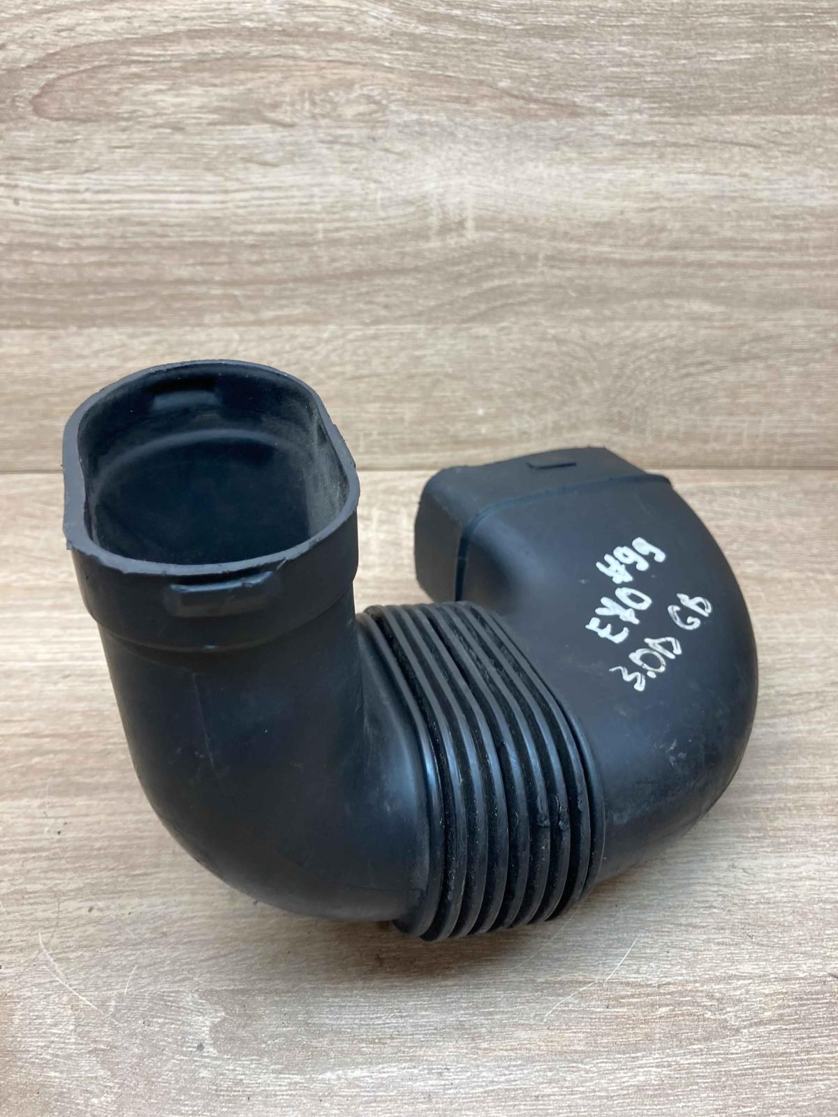 E70 BMW Duct Tube Hose   Air intake hose/pipe BMW X5 E70