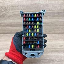 93363136 93332763  Fuse module Opel Meriva A