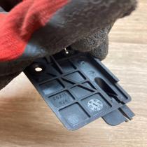 26211624   Engine bonnet (hood) release handle Mercedes-Benz E W211