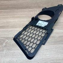 7891396 15857711 RH Front fog light trim/grill BMW 3 E90 E91