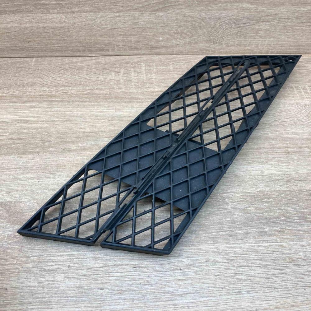 7178110 11460915  Front bumper lower grill BMW 5 E60 E61