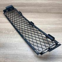 7184690 114609 15  Front bumper lower grill BMW 5 F10 F11