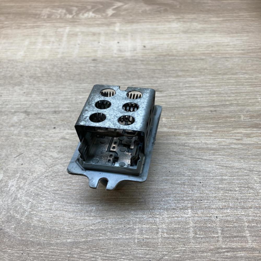 651920N   Heater blower motor/fan resistor Renault Scenic I