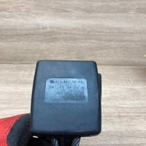 2118600269 561133602A  Rear seatbelt buckle Mercedes-Benz E W211