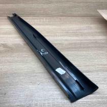 A2116801835   Front sill trim cover Mercedes-Benz E W211