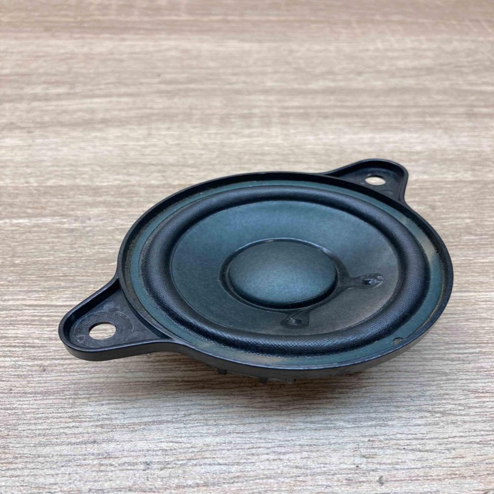 A2118203002   Panel speaker Mercedes-Benz E W211