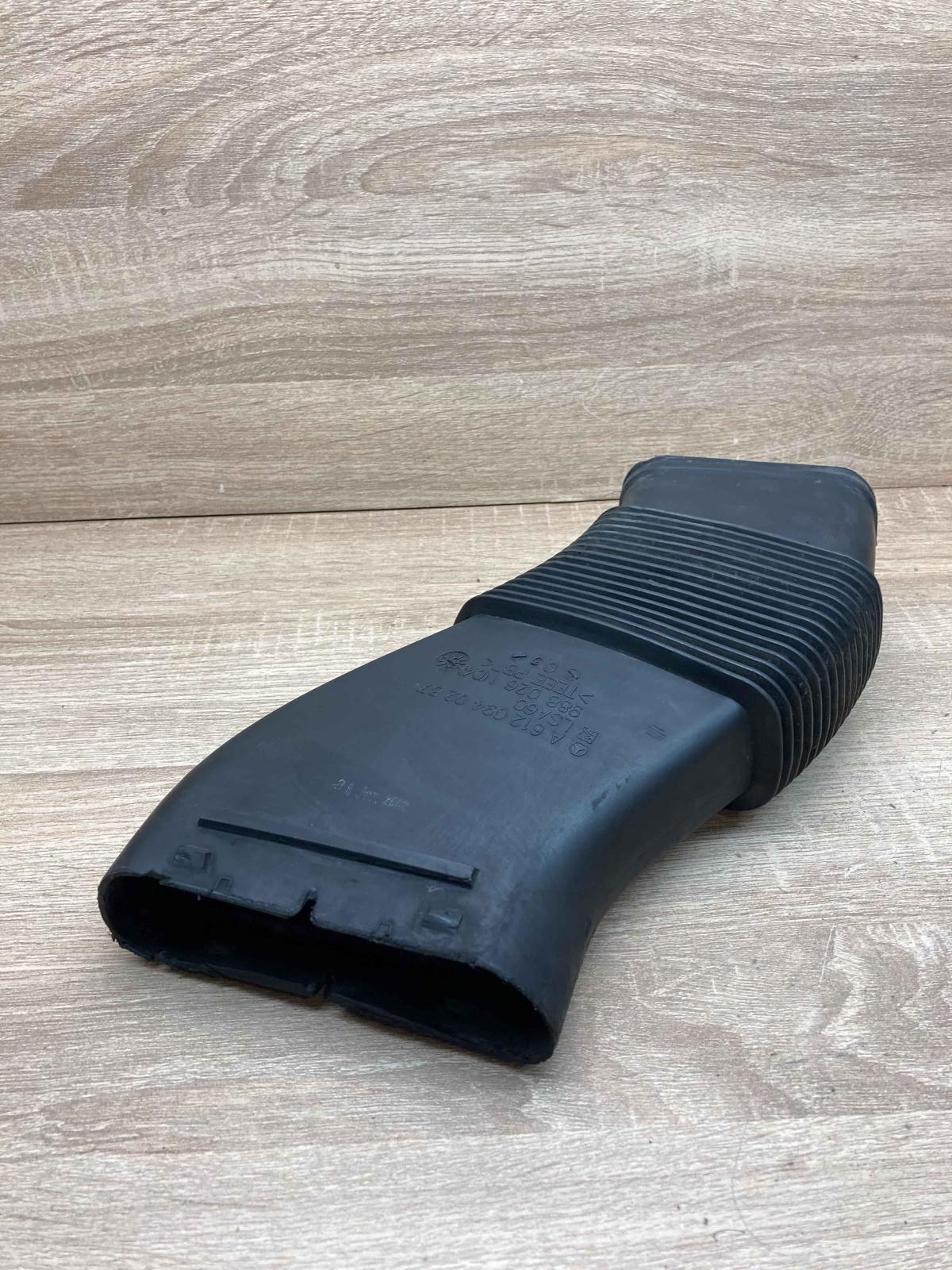 A6120940287 9880261 Used Air intake duct part Mercedes-Benz E W211