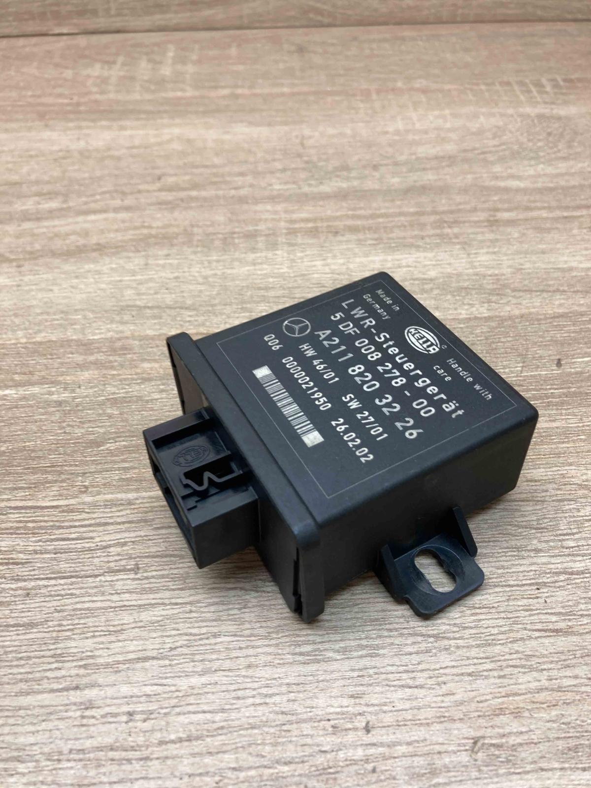 A2118203226 5DF008278 00  Light module LCM Mercedes-Benz E W211