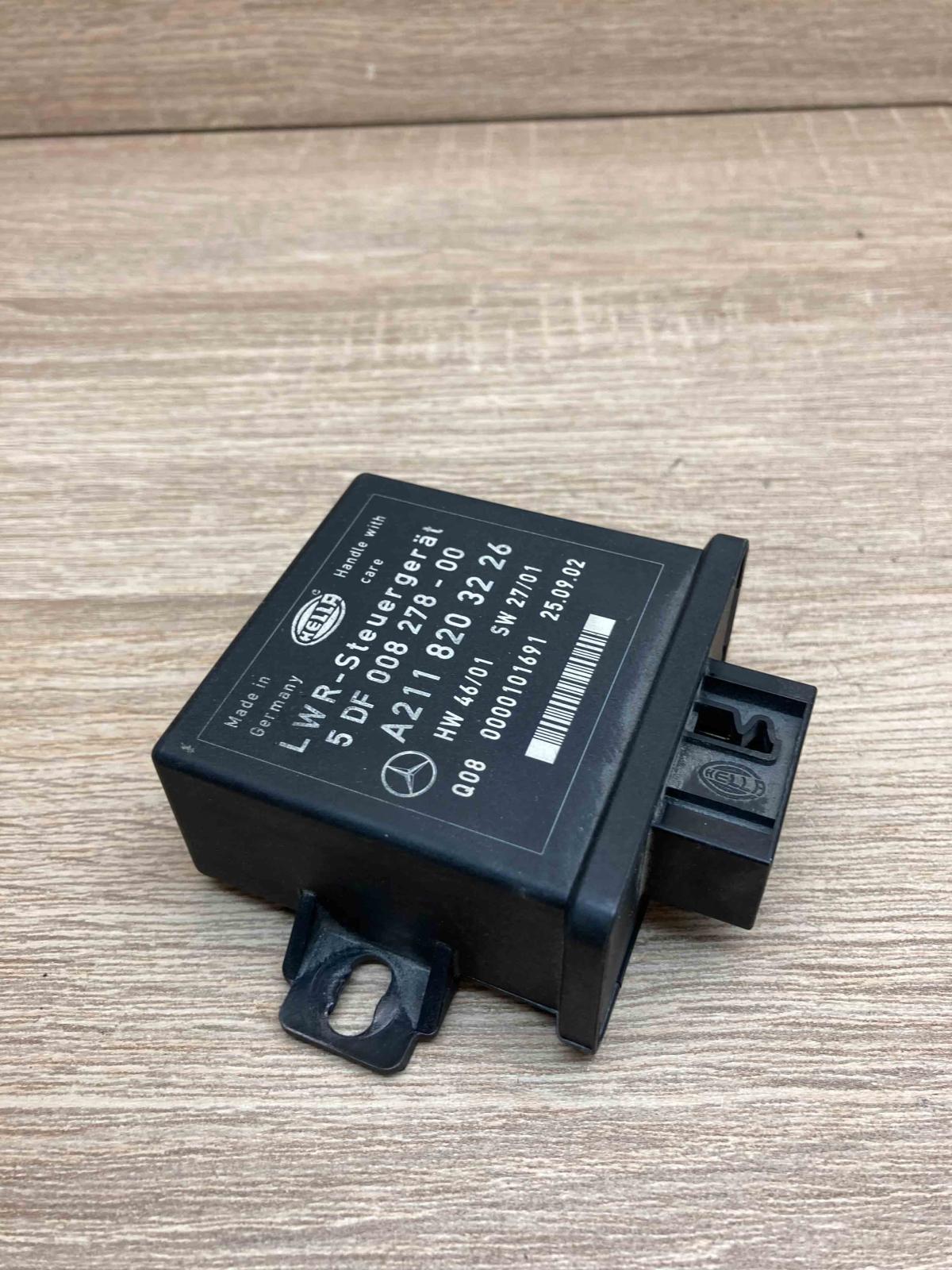 A2118203226 5DF008278  Light module LCM Mercedes-Benz E W211