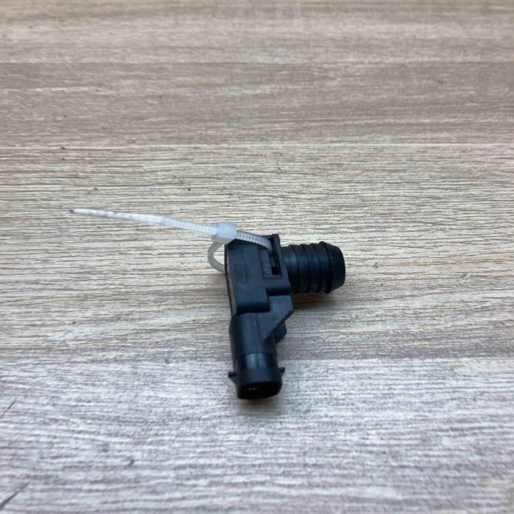 A0065422518 0261230261  Air pressure sensor Mercedes-Benz E W212