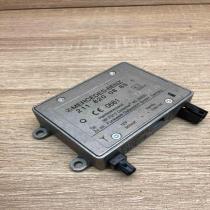 2118200885 0681  Antenna control unit Mercedes-Benz E W211