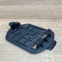 2118900514 Used  Hazard Warning Triangle Mounting Bracket Mercedes-Benz E W211