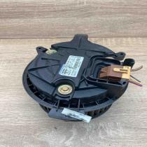 8E2820021E  With Plug Heater fan/blower Audi A4 S4 B7 8E 8H