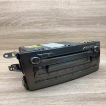 86120 02520   Radio/CD/DVD/GPS head unit Toyota Auris 150