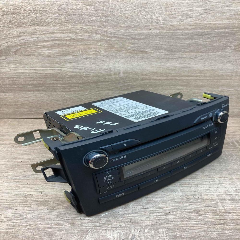 86120 02510   Radio/CD/DVD/GPS head unit Toyota Auris 150