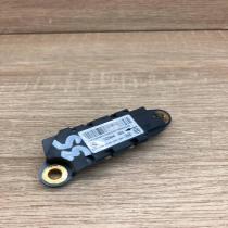 0018209126 102844  Airbag deployment crash/impact sensor Mercedes-Benz E W211