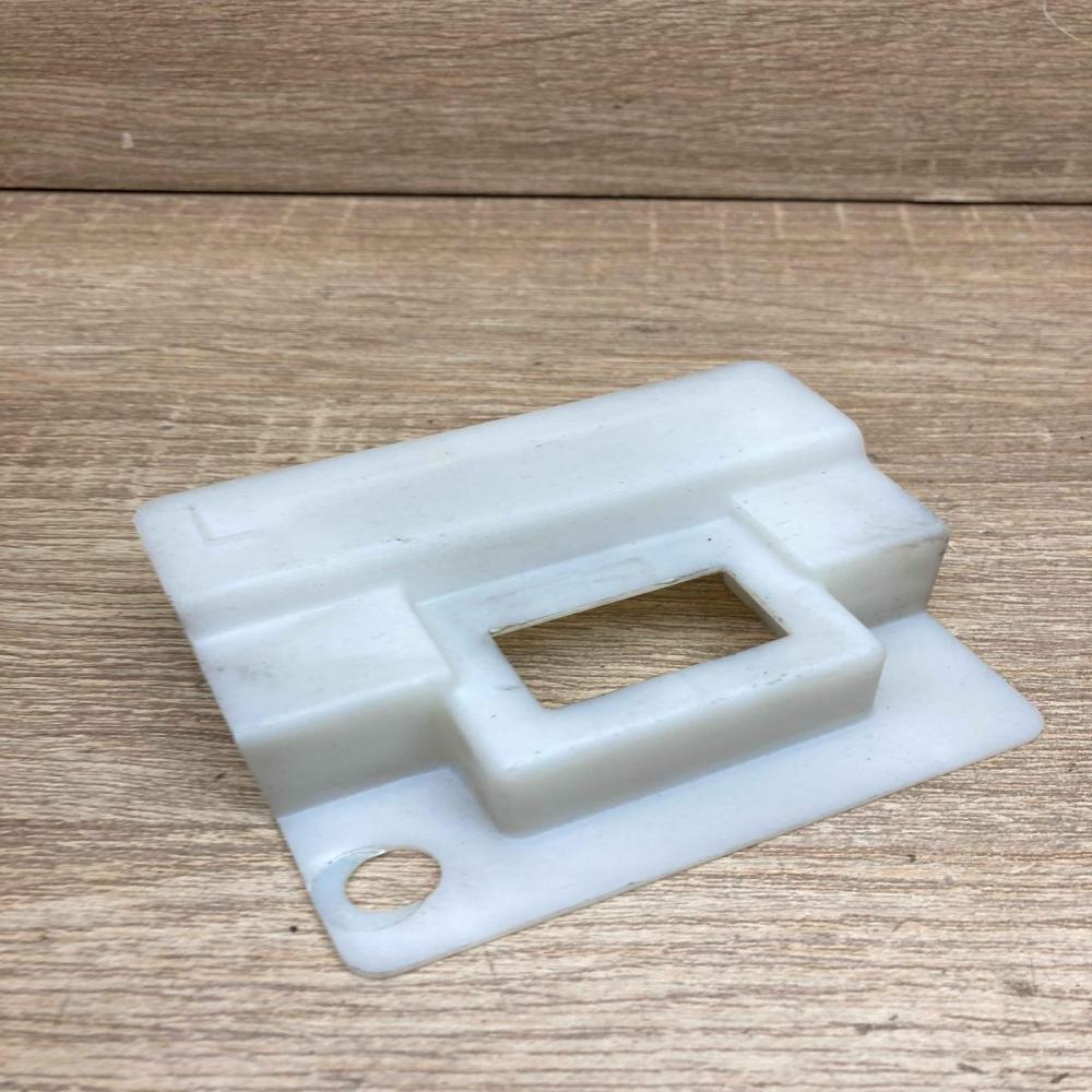 Mercedes Benz Left Side Bracket  LH Other interior part Mercedes-Benz S W221