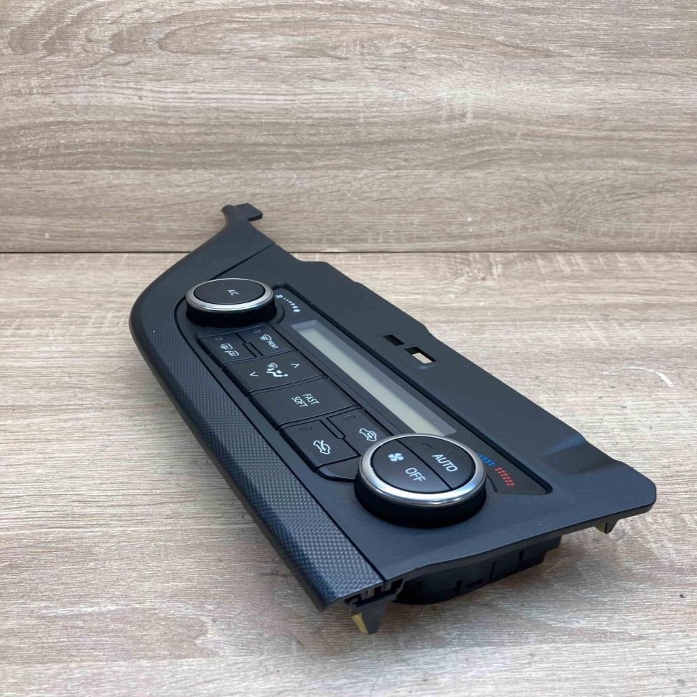 75F544 75F542 RHD Climate control unit Toyota Auris E180