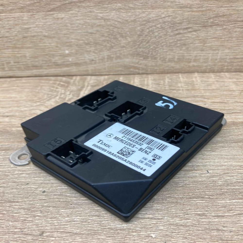 2115453532  Q3 Comfort/convenience module Mercedes-Benz E W211