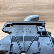 75C582 RHD  With Plug Gear selector Toyota Prius (XW30)