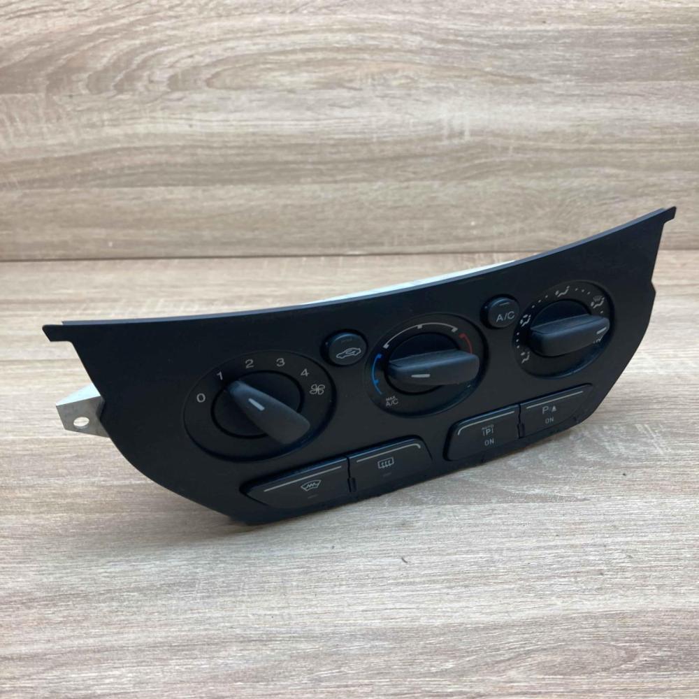 AM5T 18549 AM5T 18K574 AC  Climate control unit Ford Grand C-MAX