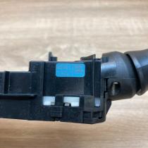 17F060 42101 17F655  Wiper turn signal indicator stalk/switch Toyota Prius (XW20
