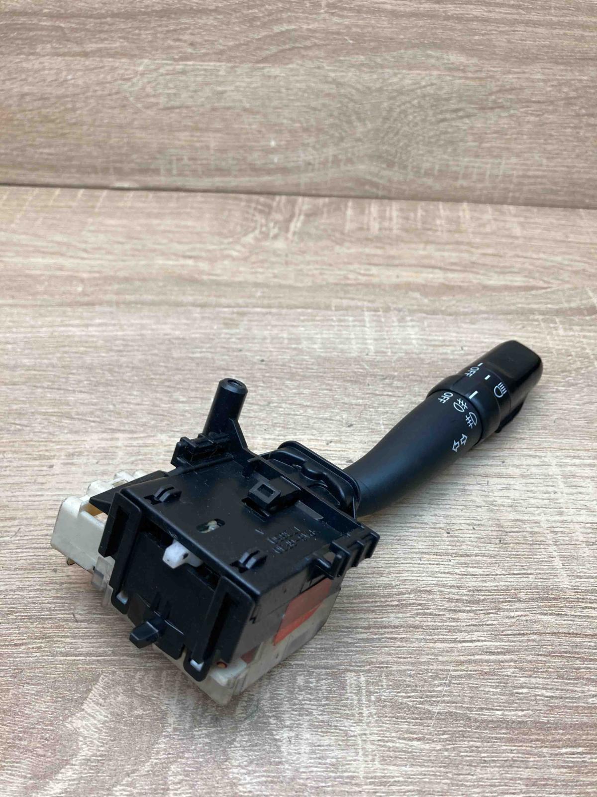 173650 84140 05110  Indicator stalk Toyota Corolla Verso AR10