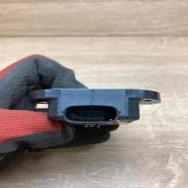 89183 48030 174500 5921  ESP acceleration yaw rate sensor Toyota Prius (XW30)
