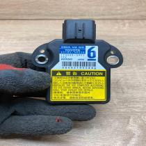 89183 48030 174500 5921  ESP acceleration yaw rate sensor Toyota Prius (XW30)