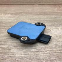 89183 48030 174500 5920  ESP acceleration yaw rate sensor Toyota Prius (XW30)