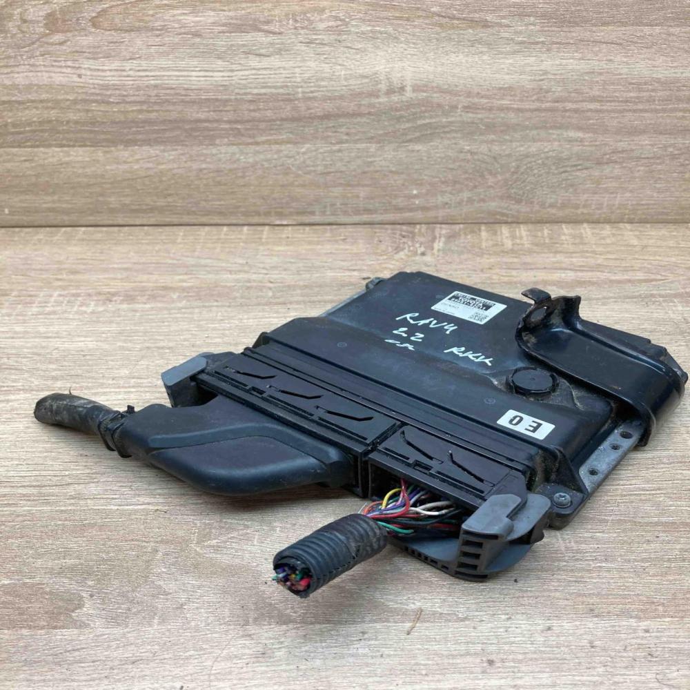 89661 42C11 175800 9461 With Plug Engine control unit/module ECU Toyota RAV 4 (X