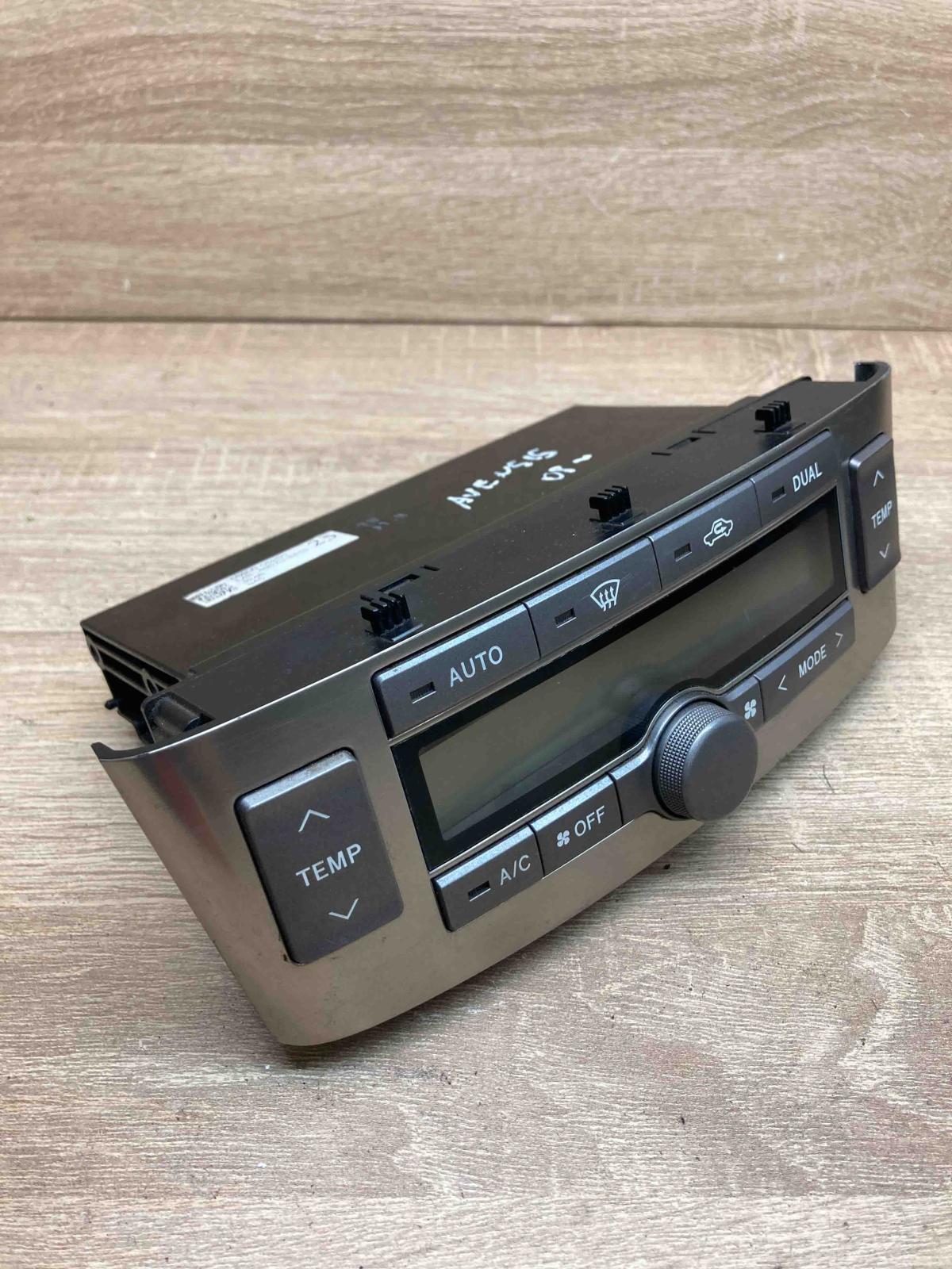 55902 05050 H   Climate control unit Toyota Avensis T250