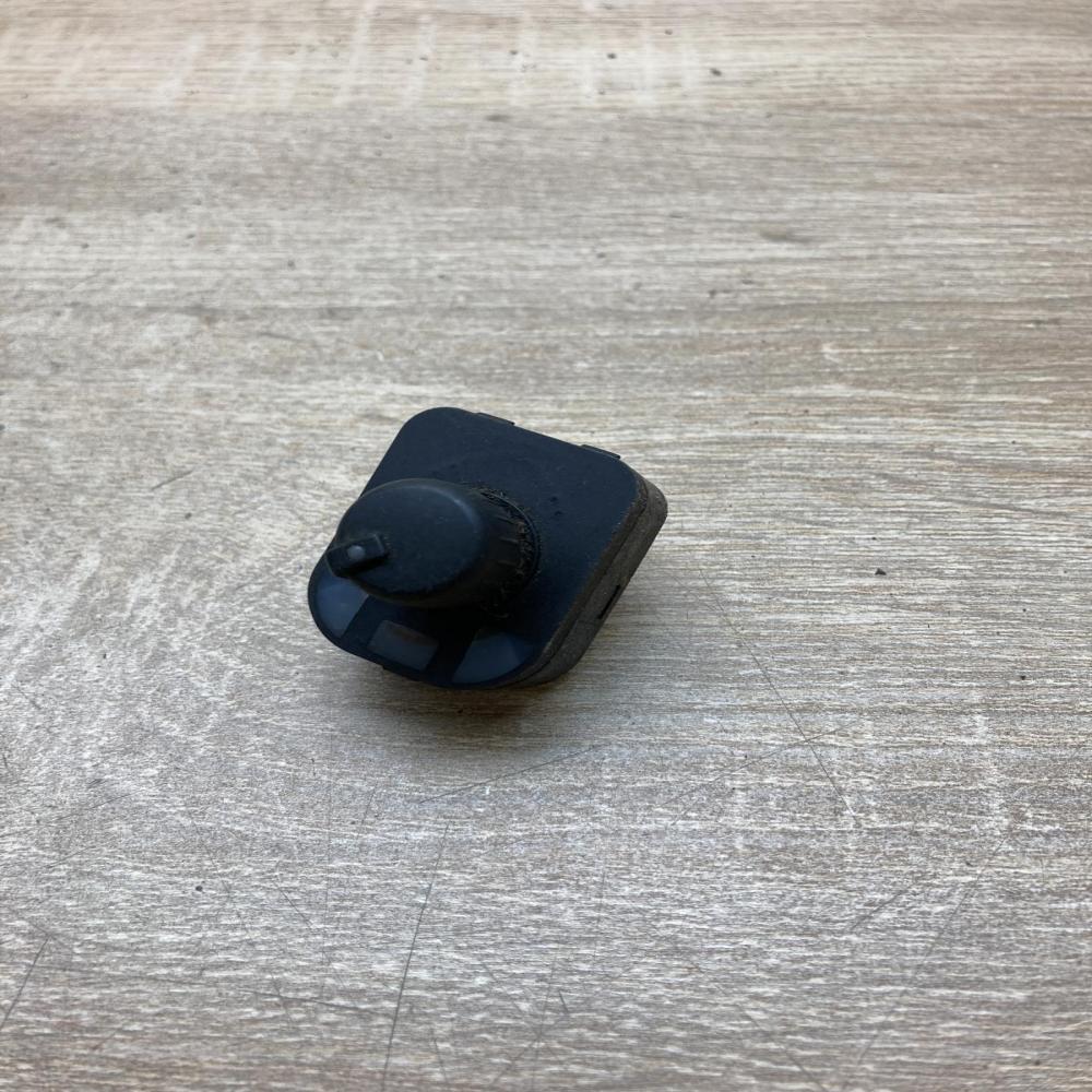 8E0959565   Wing mirror switch Audi A4 S4 B6 8E 8H