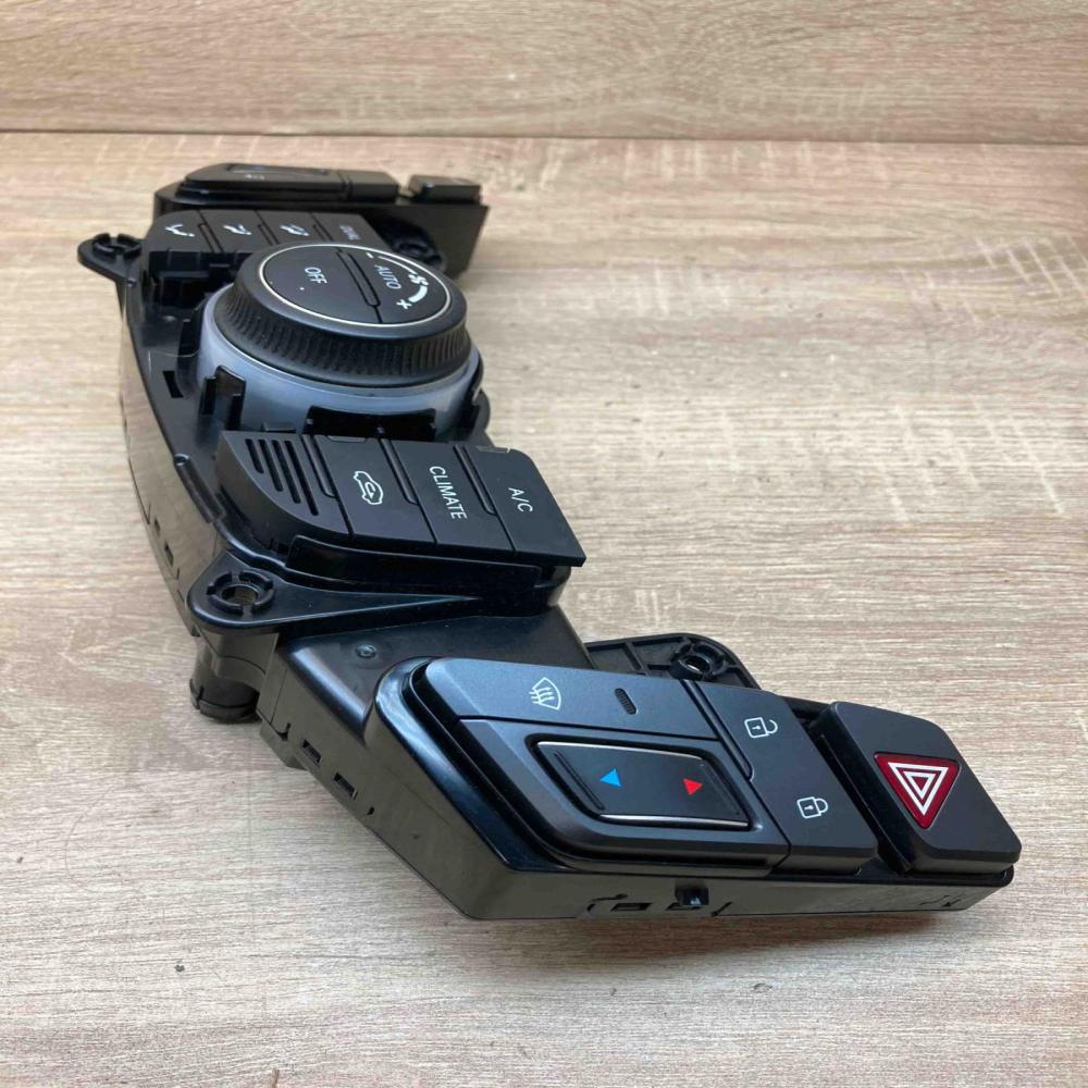 97250 3Z900 97250 3ZXXX  Climate control unit Hyundai i40