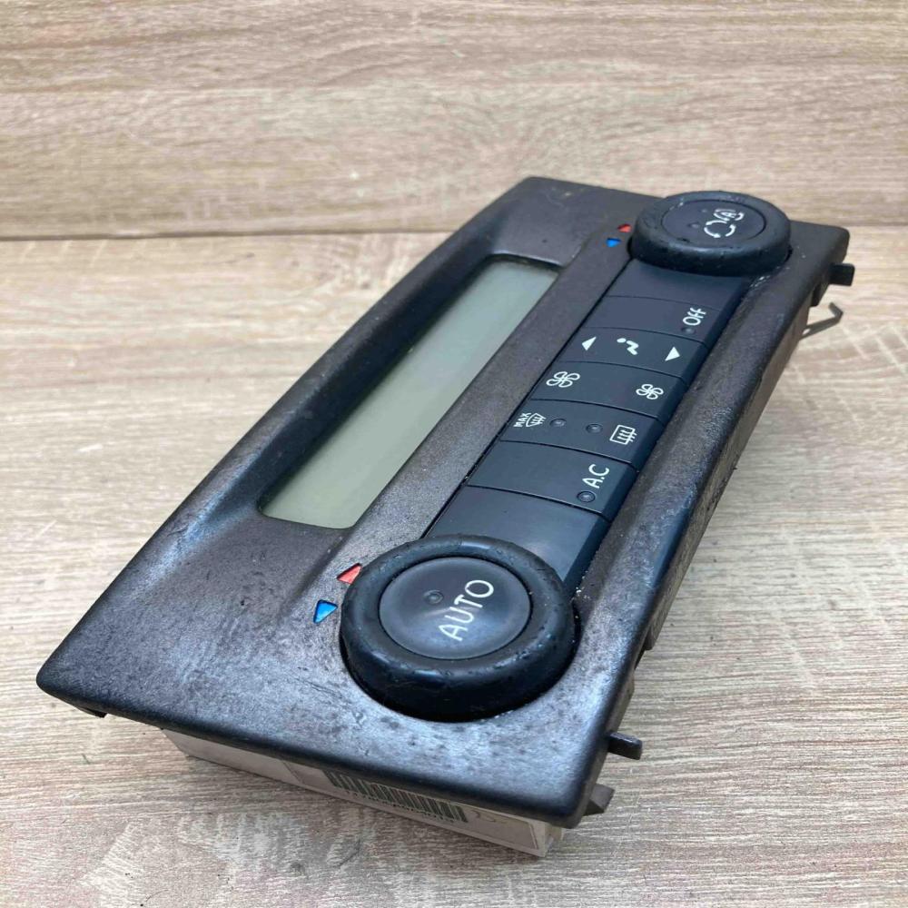 8200181132 52485201  Climate control unit Renault Laguna II