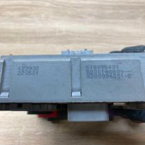 8200004201 E 21653295 1  Fuse module Renault Laguna II