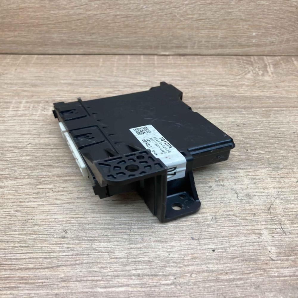 88650 02D70 MB177800 4450 Used  Air conditioner control unit module Toyota Auris