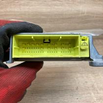 89170 47110 150300 2311  Airbag control unit/module Toyota Prius (XW30)